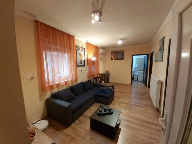 Eladó családi ház, Budapesten, XVI. kerületben, Pálya utcában