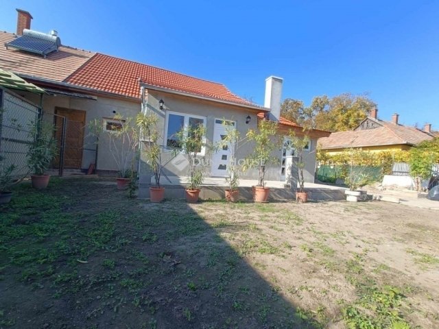 Eladó családi ház, Nagykőrösön 46.99 M Ft, 3 szobás