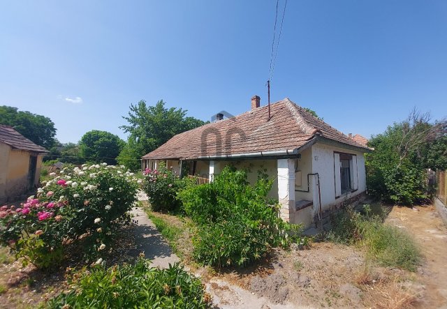 Eladó családi ház, Siójuton 22.5 M Ft, 2 szobás