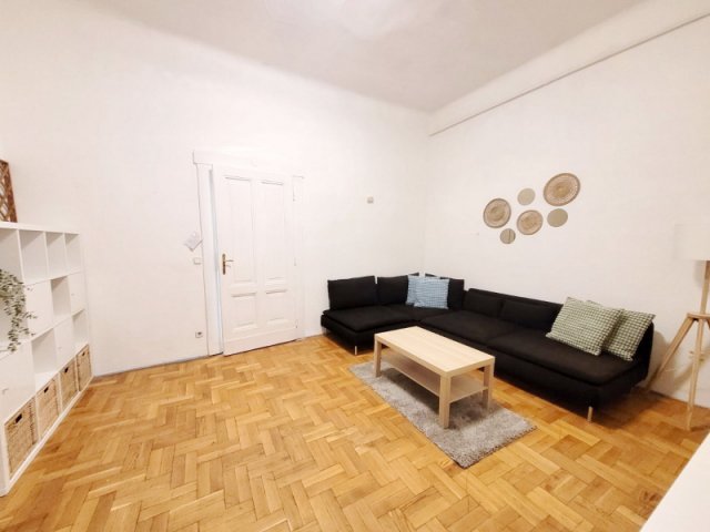 Eladó téglalakás, Budapesten, V. kerületben 99 M Ft, 2+1 szobás