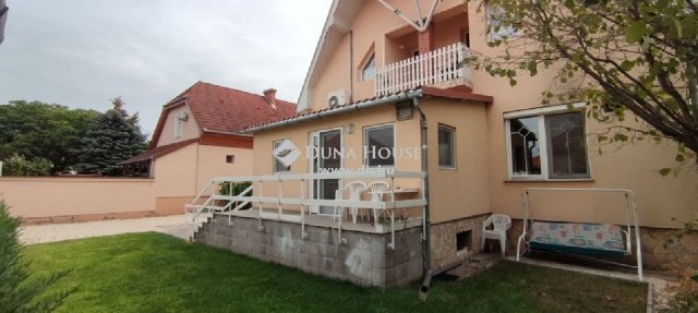 Eladó családi ház, Kecskeméten 99 M Ft, 3 szobás