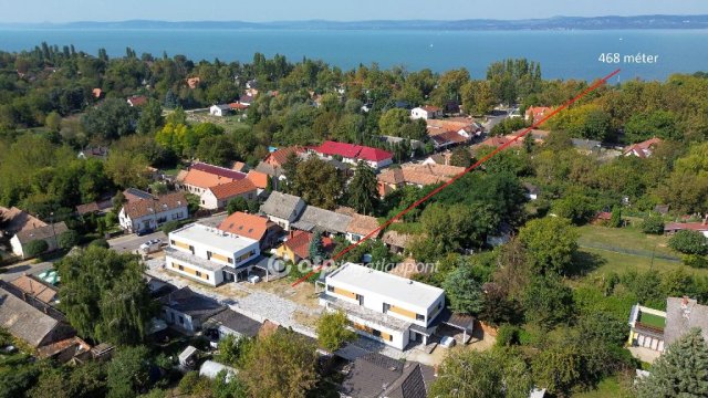 Eladó ikerház, Balatonszárszón 149 M Ft, 5 szobás