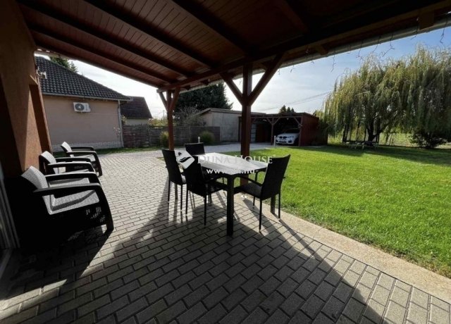 Eladó családi ház, Görcsönyben 74.9 M Ft, 4 szobás