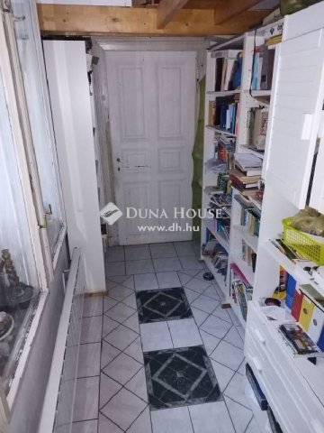 Eladó téglalakás, Budapesten, VIII. kerületben 90 M Ft, 4 szobás