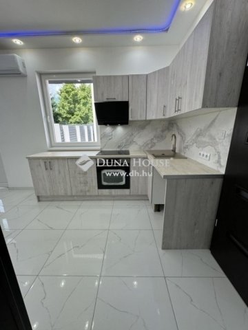 Eladó családi ház, Budapesten, XVIII. kerületben 44.9 M Ft