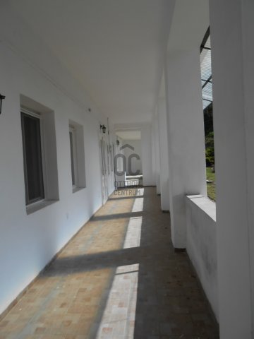 Eladó családi ház, Pakson 70 M Ft, 7 szobás
