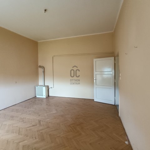 Eladó téglalakás, Nagykanizsán 21 M Ft, 2 szobás