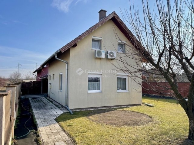 Eladó családi ház, Délegyházán 82.9 M Ft, 4 szobás