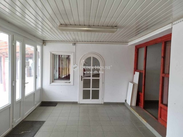 Eladó családi ház, Szentlőrincen 85 M Ft, 3 szobás