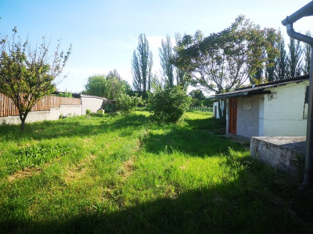 Eladó családi ház, Tökön 54 M Ft, 3 szobás