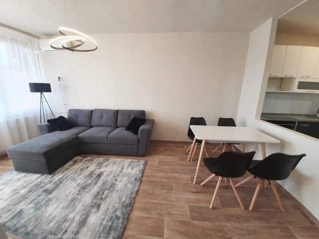Kiadó téglalakás, albérlet, Nyíregyházán, Szarvas utcában