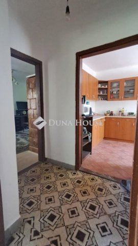 Eladó családi ház, Debrecenben 35 M Ft, 1 szobás