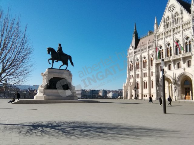 Kiadó téglalakás, albérlet, Budapesten, V. kerületben, 1 szobás