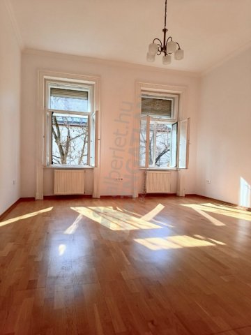 Kiadó téglalakás, albérlet, Budapesten, VI. kerületben