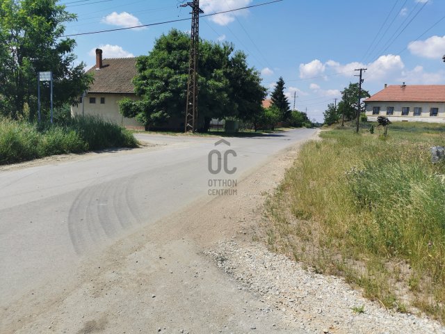 Eladó telek, Tiszacsegén 3.3 M Ft / költözzbe.hu