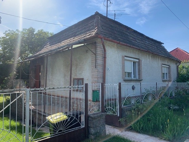 Eladó családi ház, Tardoson 36 M Ft, 3 szobás
