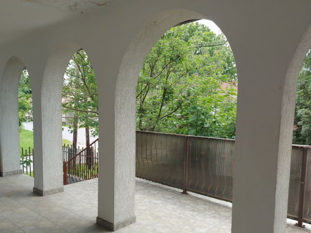 Eladó családi ház, Izsákon 43.5 M Ft, 2 szobás