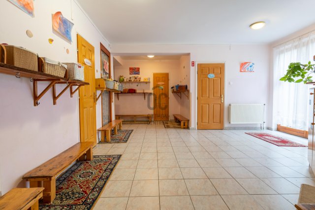 Kiadó ipari ingatlan, Székesfehérvárott 490 E Ft / hó