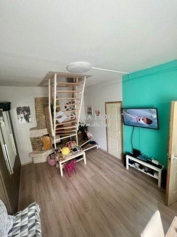 Eladó családi ház, Budapesten, XIX. kerületben 50 M Ft, 4 szobás