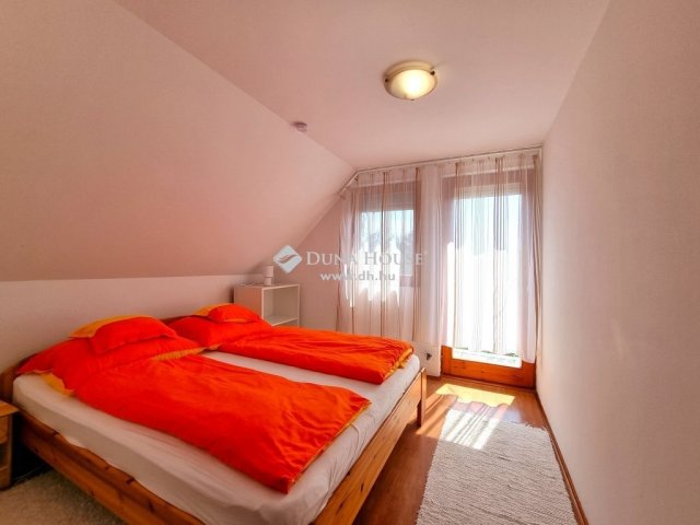 Eladó családi ház, Szihalmon 54.9 M Ft, 4 szobás