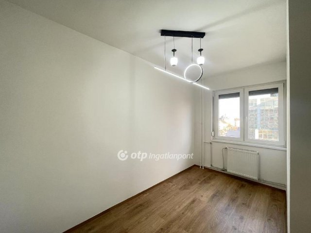 Eladó téglalakás, Budapesten, XIII. kerületben 75.9 M Ft