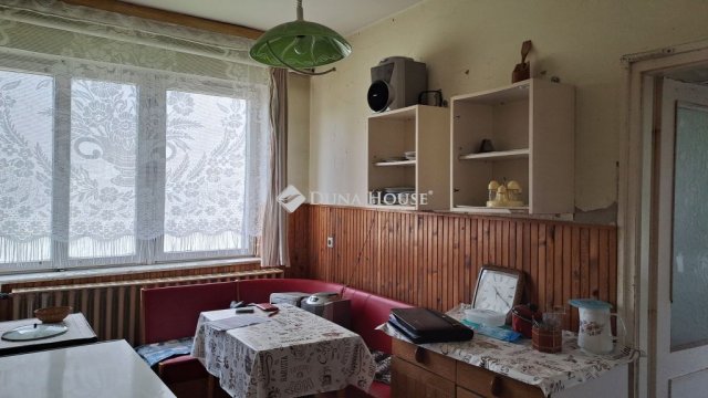 Eladó családi ház, Jászberényben 38.9 M Ft, 5 szobás