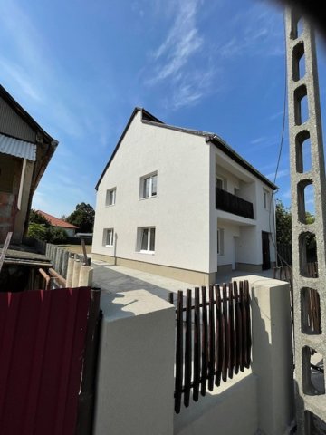Eladó családi ház, Mezőcsáton 21.9 M Ft, 4 szobás