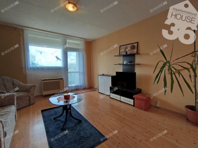 Eladó téglalakás, Szabadszálláson 26.99 M Ft, 2 szobás