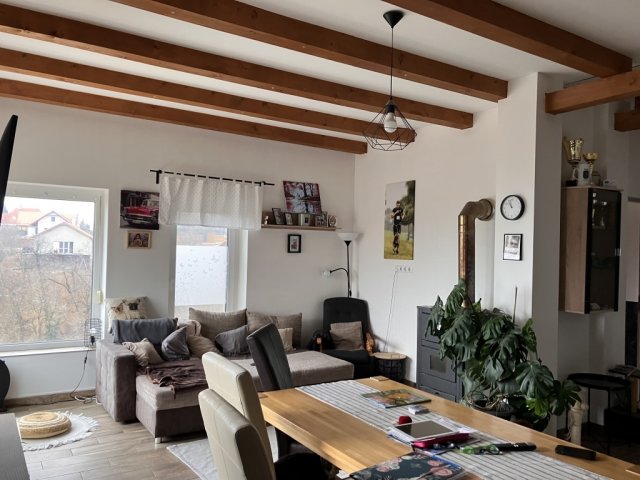 Eladó családi ház, Sukorón 120 M Ft, 3 szobás