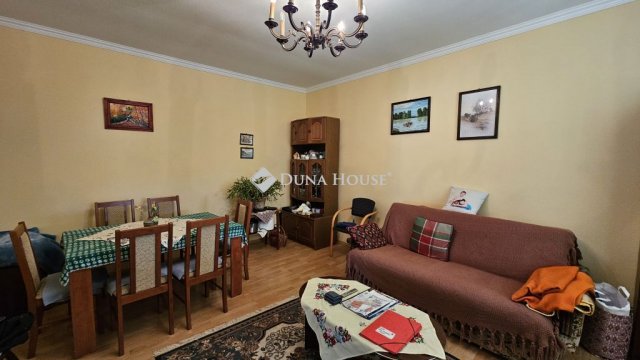 Eladó családi ház, Tiszabercelen 19.5 M Ft, 2 szobás