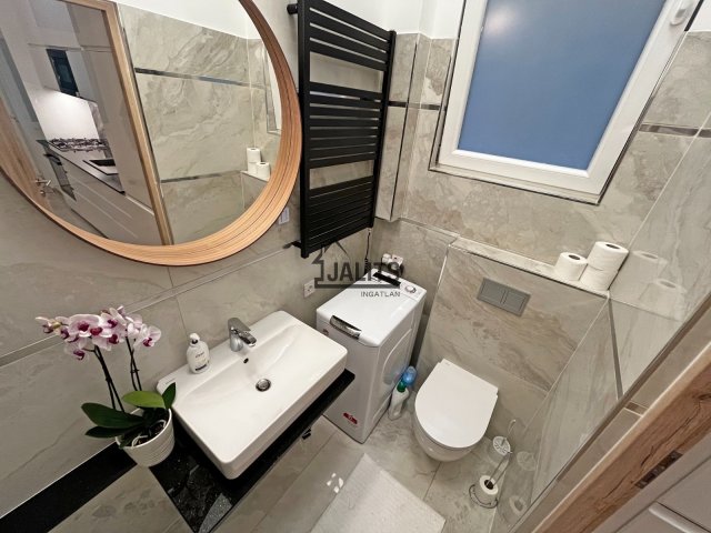 Eladó téglalakás, Budapesten, IX. kerületben 65 M Ft, 1 szobás