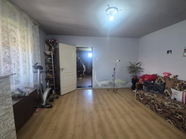 Eladó családi ház, Feldebrőn 14 M Ft, 4 szobás