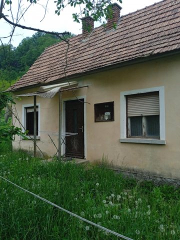 Eladó családi ház, Kishajmáson 3.5 M Ft, 1 szobás