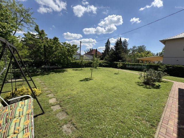 Eladó családi ház, Kaposváron 88.8 M Ft, 6 szobás