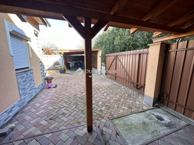 Eladó ikerház, Szigethalmon 58 M Ft, 5 szobás