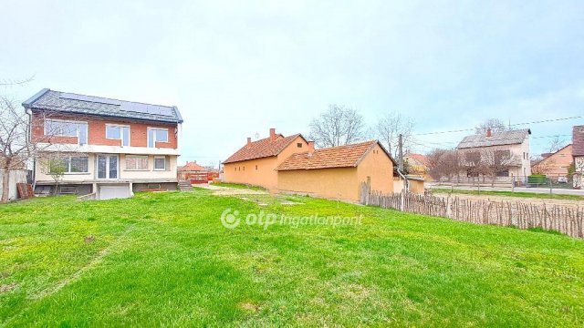 Eladó családi ház, Nagykőrösön 79.9 M Ft, 5+2 szobás