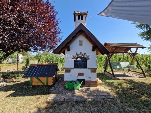 Eladó családi ház, Nagykozáron 35.9 M Ft, 2 szobás