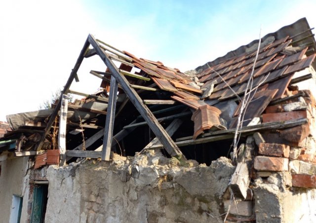 Eladó családi ház, Emődön, Ilona utcában 2.6 M Ft, 1+1 szobás