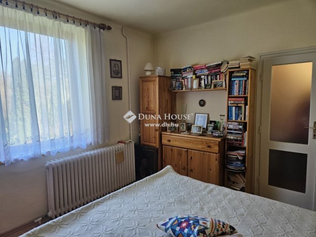 Eladó családi ház, Dunabogdányban 94.001 M Ft, 4 szobás