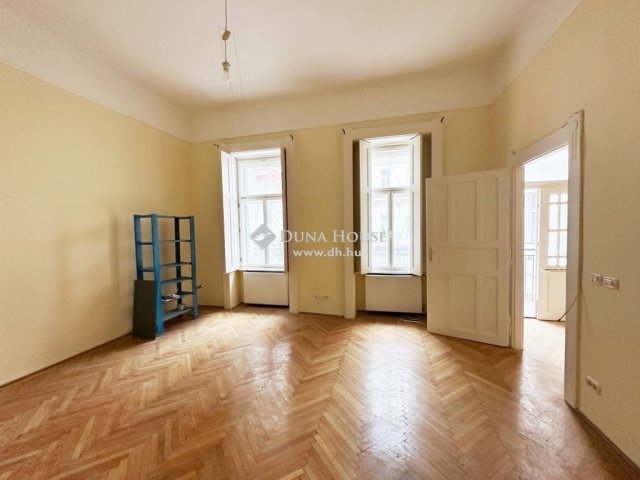 Eladó téglalakás, Budapesten, V. kerületben 129 M Ft, 3 szobás