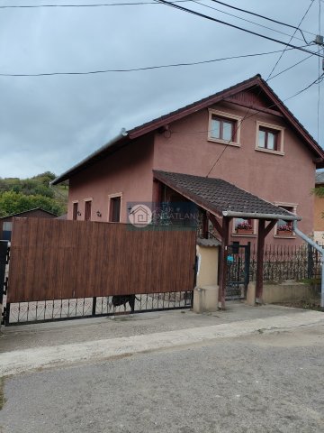 Eladó családi ház, Borsodnádasdon 36.5 M Ft, 3+2 szobás