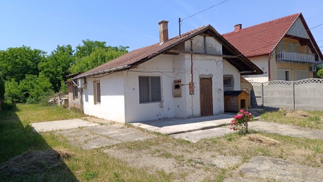 Eladó családi ház, Üllőn 45 M Ft, 3 szobás