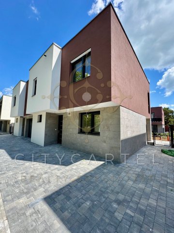 Eladó családi ház, Balatonlelleén 143 M Ft, 5 szobás