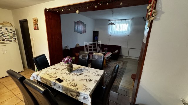 Eladó családi ház, Kisteleken 38 M Ft, 3 szobás