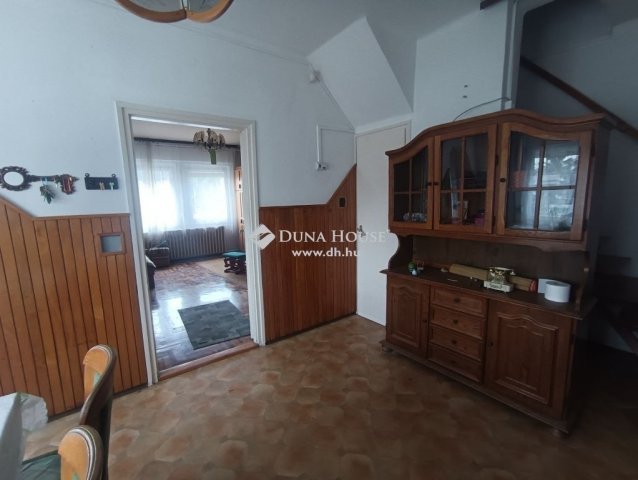 Eladó családi ház, Szigetszentmiklóson 64.9 M Ft, 3 szobás