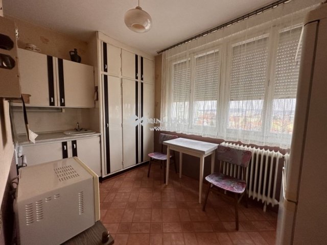 Eladó téglalakás, Zalaegerszegen 28 M Ft, 2 szobás