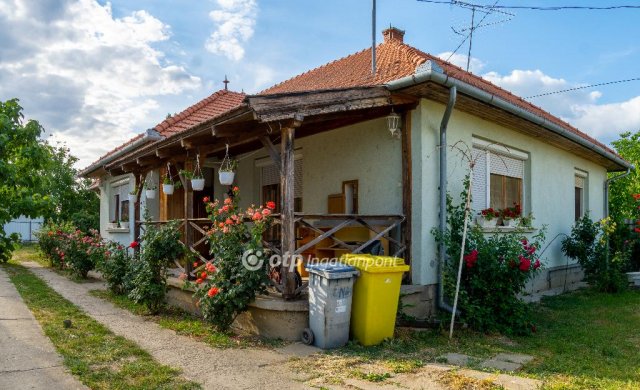 Eladó családi ház, Dobozon, Kodály utcában 27.9 M Ft, 3 szobás