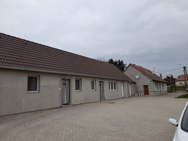 Eladó családi ház, Ráckeresztúron 69.9 M Ft, 5 szobás