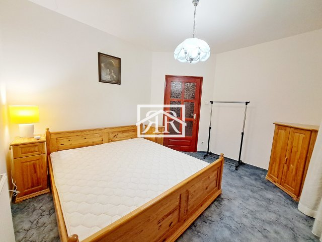 Kiadó téglalakás, albérlet, Szegeden 200 E Ft / hó, 2+1 szobás