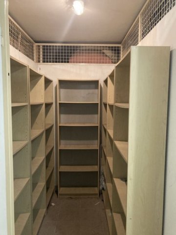 Eladó ipari ingatlan, Budapesten, IV. kerületben 2.4 M Ft